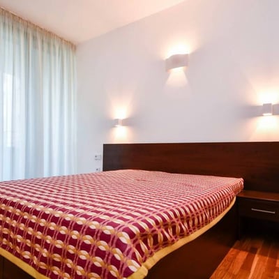 Vermietung einer modernen 2-Zimmer-Wohnung, 51 m², Staré Mesto, Bratislava, Slowakei